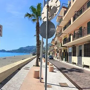Apartmán Mare Marconi, Letojanni