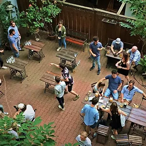  Hostel Sir Toby's Česká republika